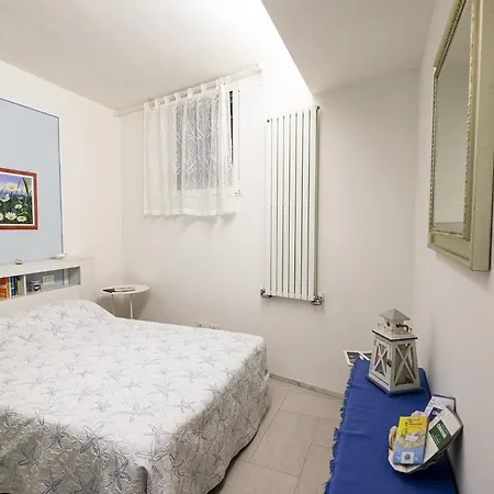 Casa Pervinca Apartman